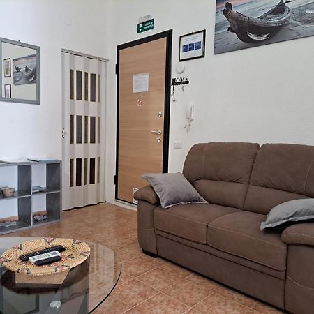 Appartamento Vacanze Cagliari - Via Lanusei 外观 照片