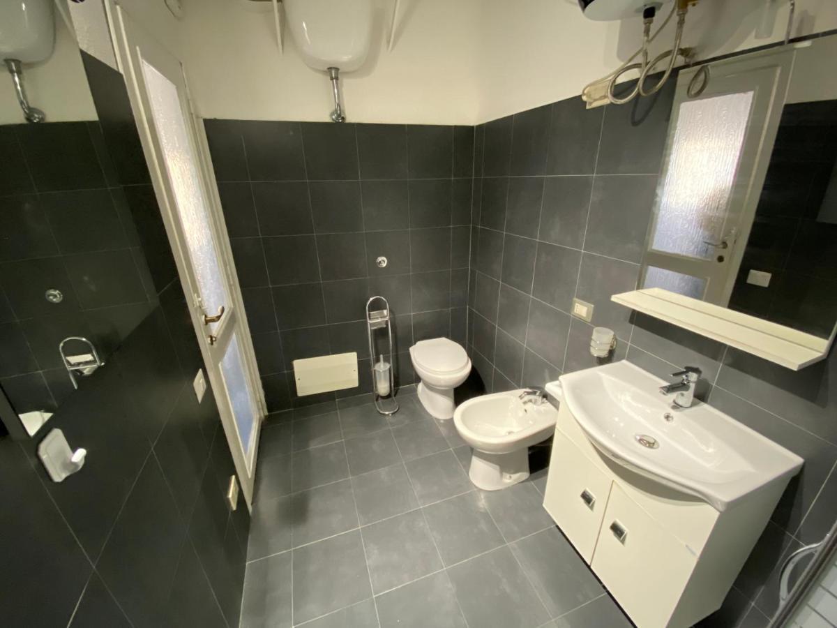 Appartamento Vacanze Cagliari - Via Lanusei 外观 照片