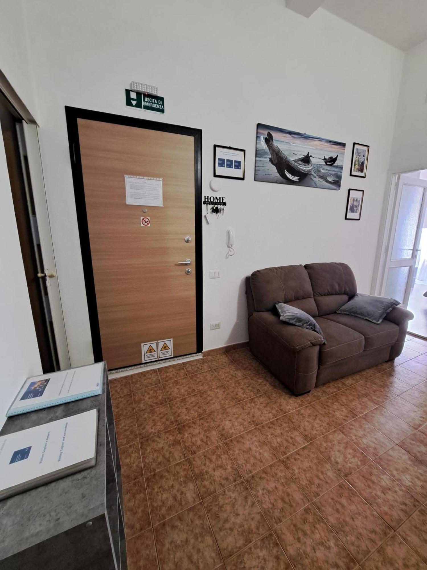 Appartamento Vacanze Cagliari - Via Lanusei 外观 照片